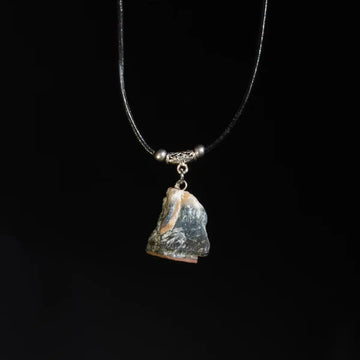 Colier Amuleta cu Ochi de soim - Unisex